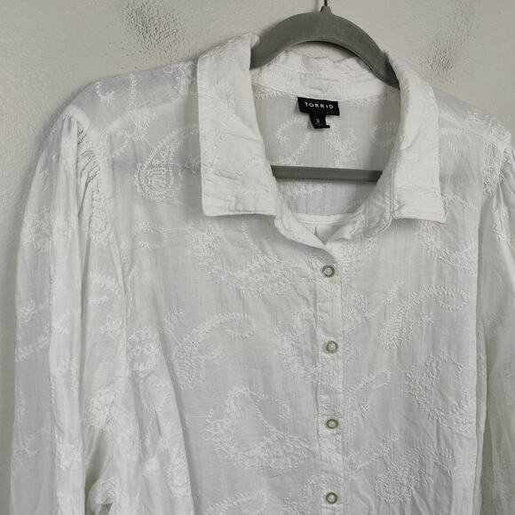 Torrid Embroidered Button Up Shirt Womens 3X White Cotton Paisley Top Preppy - Picture 2 of 8